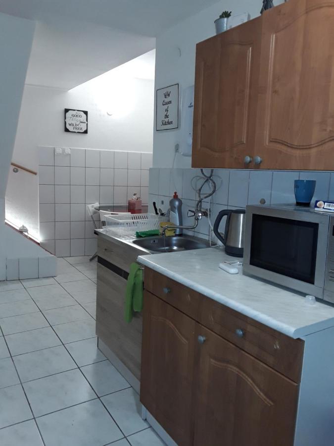 Hostel Dorishostel *